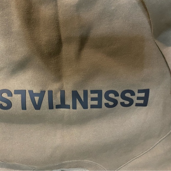 Fear of god essentials size large excellent condition crewneck - Picture 5 of 8